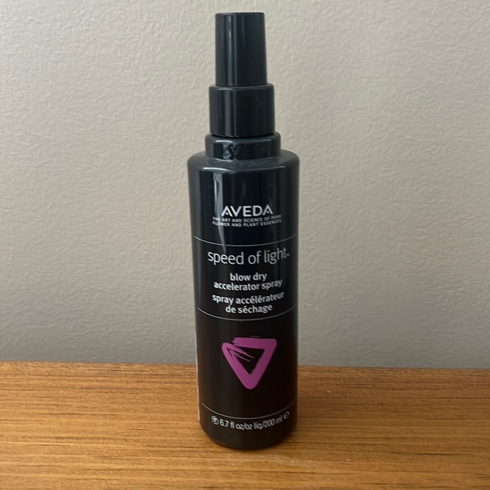 AVEDA Speed of Light blow dry accelerator spray 6.7 oz bottle never used